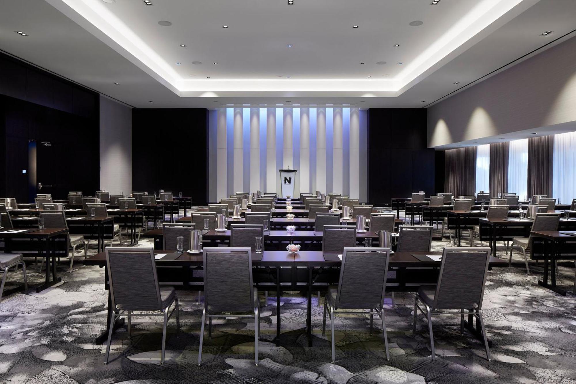 Intercontinental Montreal By Ihg Hotel Exterior photo